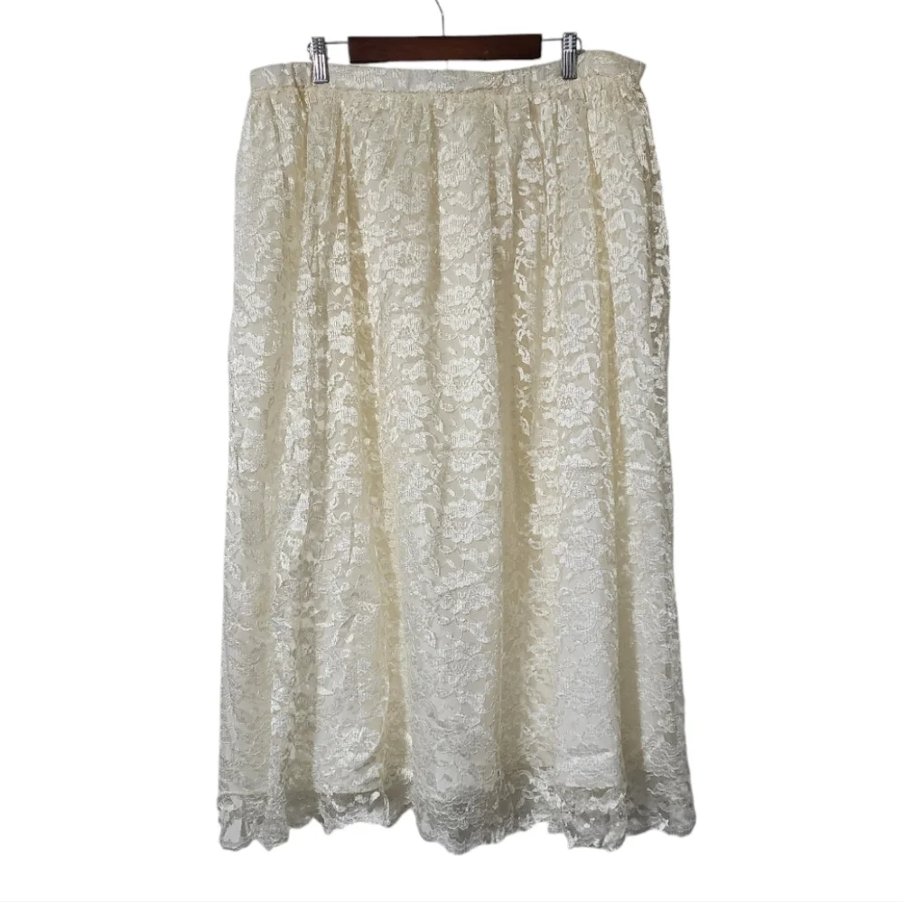 Joro Fashions Vintage Creme Lace Midi Skirt Cream Floral Wedding Cottagecore L